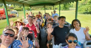 Farmers unite to showcase British farming