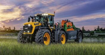 JCB extends Fastrac 6000 series