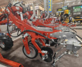 New AI-supported weeding systems from Einböck