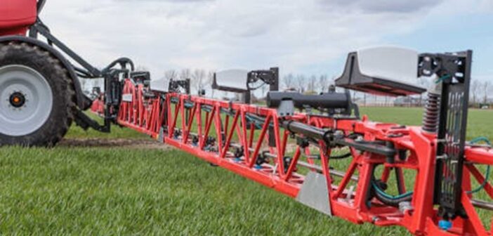 Kverneland adds DAT technology to iXtrack sprayer