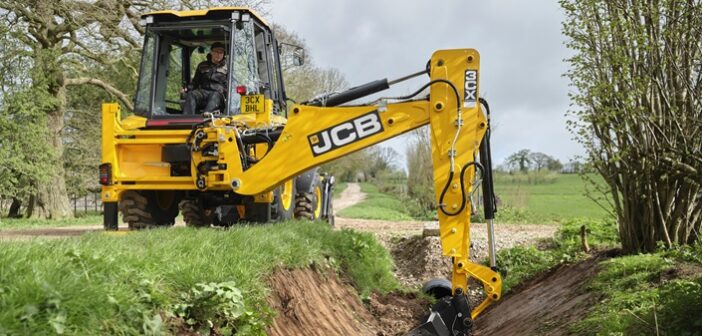 New JCB backhoe loader aimed at agri sector