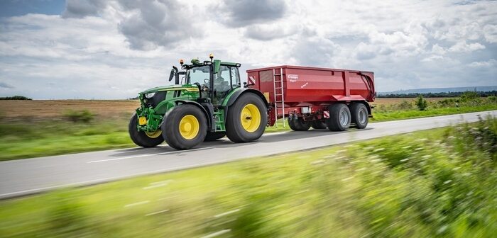 6R and 6M tractor range on show as John Deere makes Lamma return